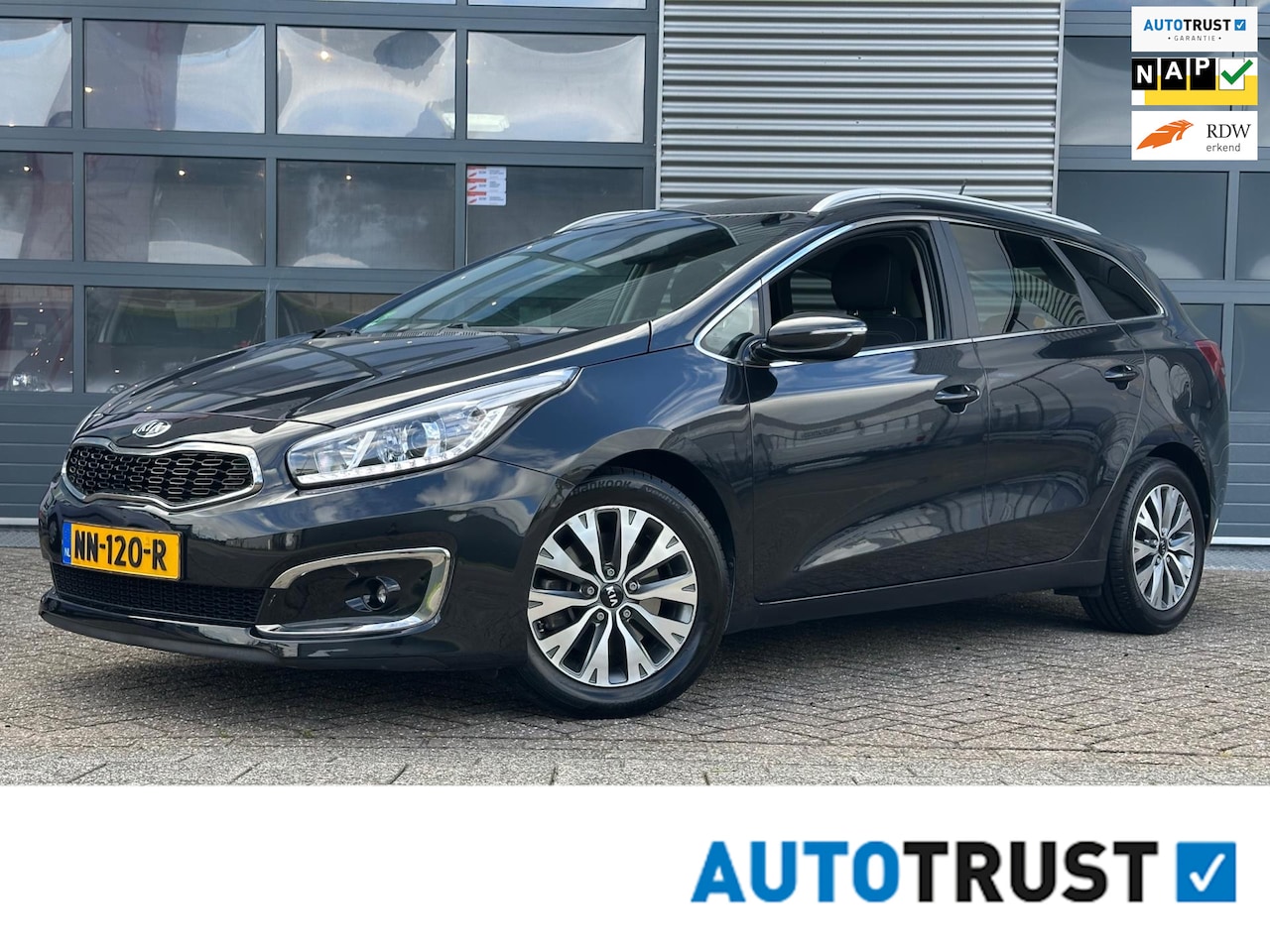 Kia Cee'd Sportswagon - 1.6 GDI DynamicLine | Navi | CRUISECR | Camera | PDC - AutoWereld.nl