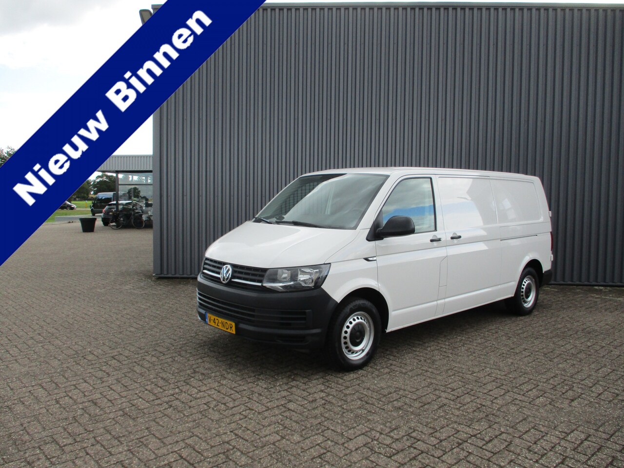 Volkswagen Transporter - 2.0 TDI 102 PK L2 Dubbele Schuifdeur Airco - AutoWereld.nl