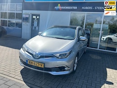 Toyota Auris - 1.8 Hybrid Executive