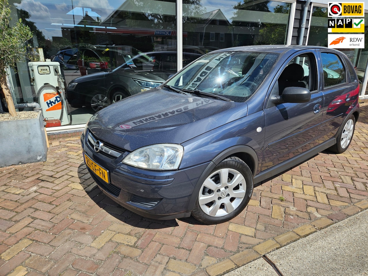 Opel Corsa - 1.2-16V Silverline 1.2-16V Silverline,oerdegelijke 5 deurs - AutoWereld.nl