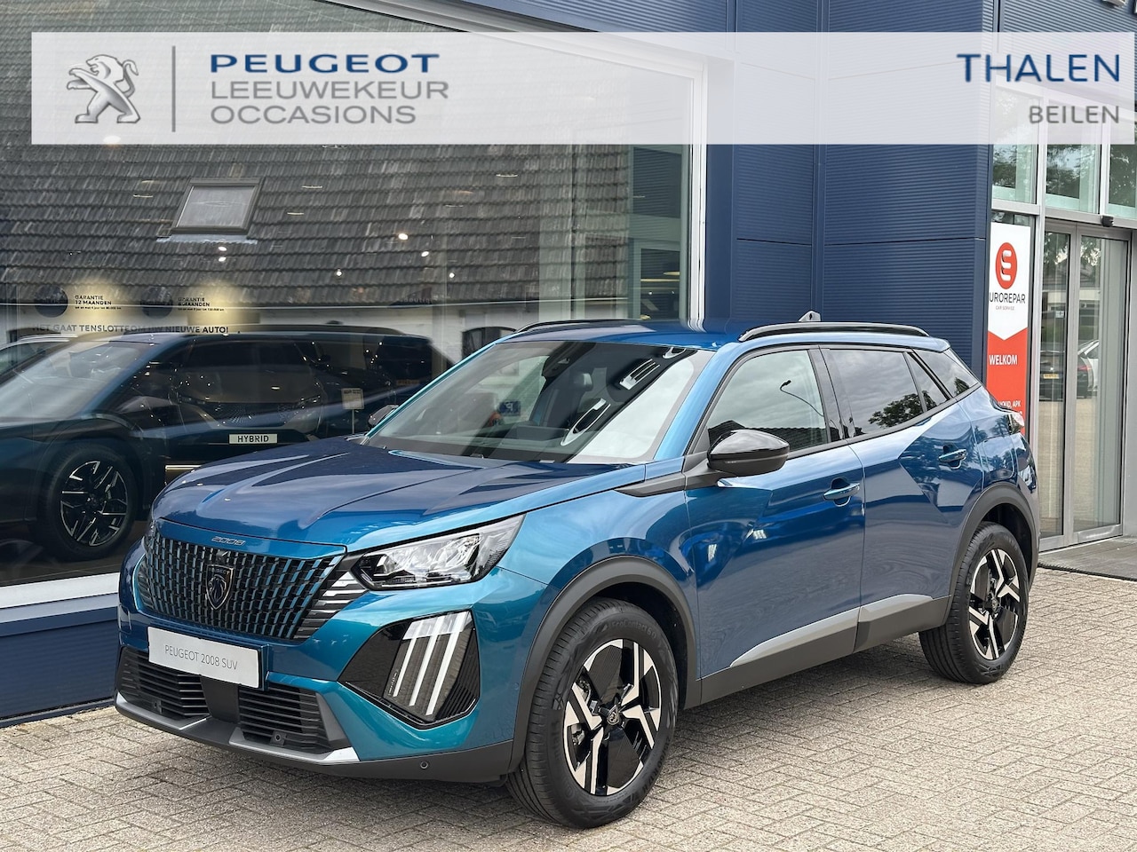 Peugeot 2008 - 1.2 Hybrid 145 PK Allure | Automaat | 2025 Auto | Grip Control | All Season banden | Adapt - AutoWereld.nl