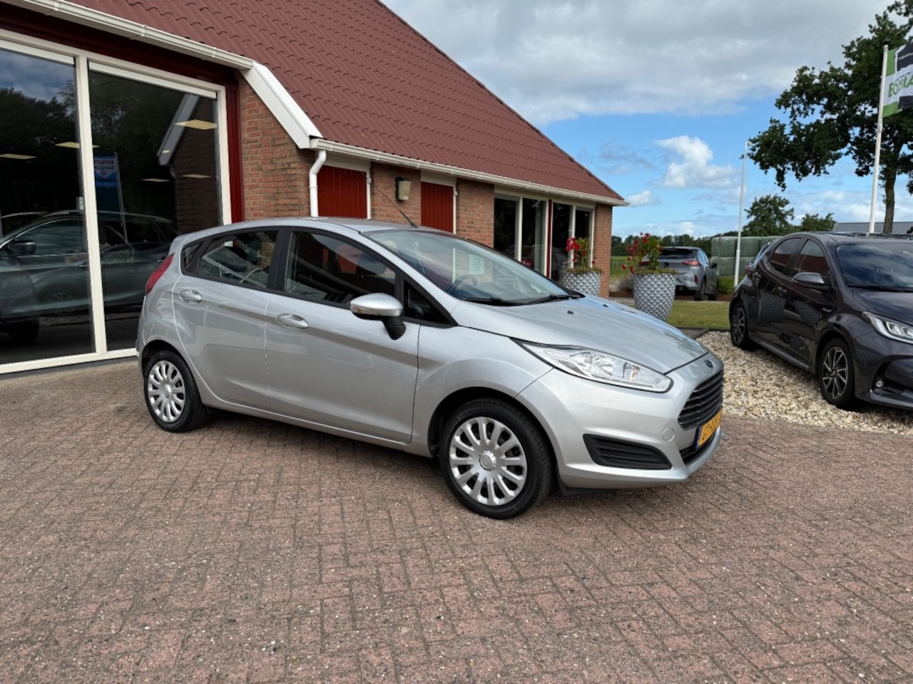 Ford Fiesta - 1.0 STYLE 5-DRS AIRCO/FORD RADIO/ENZ. - AutoWereld.nl