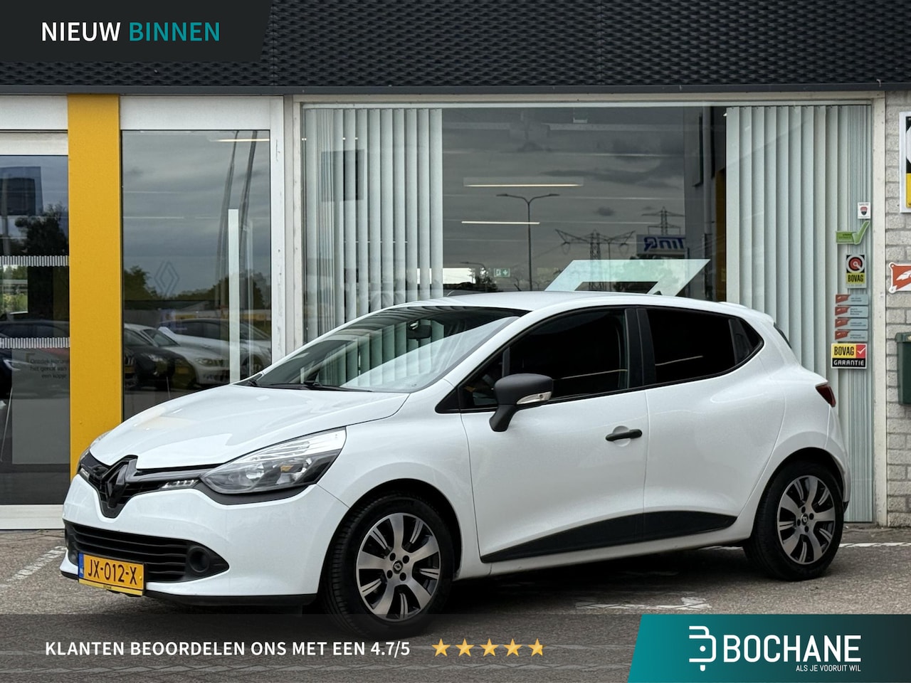 Renault Clio - 0.9 TCe 90 Authentique Black Line | NAP | Airco | Trekhaak | Cruise Control | Lichtmetaal - AutoWereld.nl