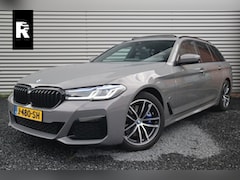 BMW 5-serie Touring - 530i High Executive M-Sport Bernina Grau / Pano / Camera / Laser