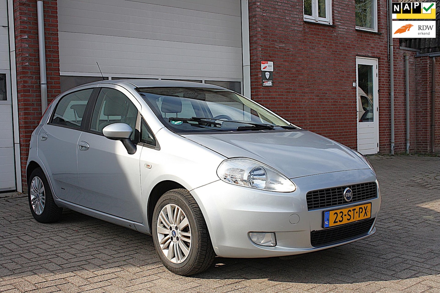 Fiat Grande Punto - 1.4 Edizione Prima - NAP - 5-deurs - APK - LM Velgen - AutoWereld.nl