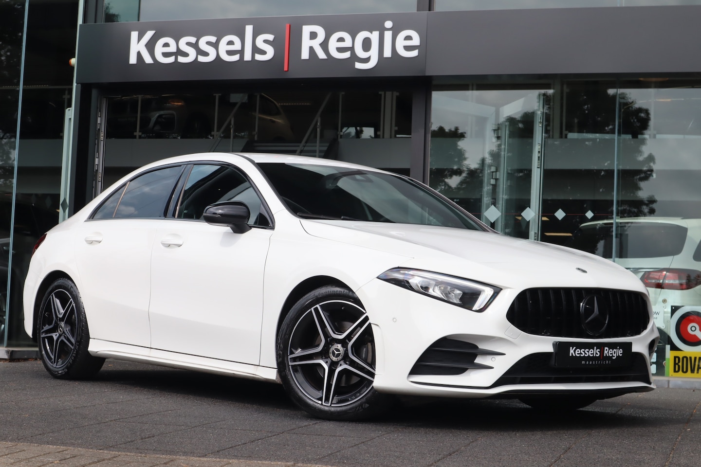 Mercedes-Benz A-klasse - 200 AMG Line Led Navi - AutoWereld.nl