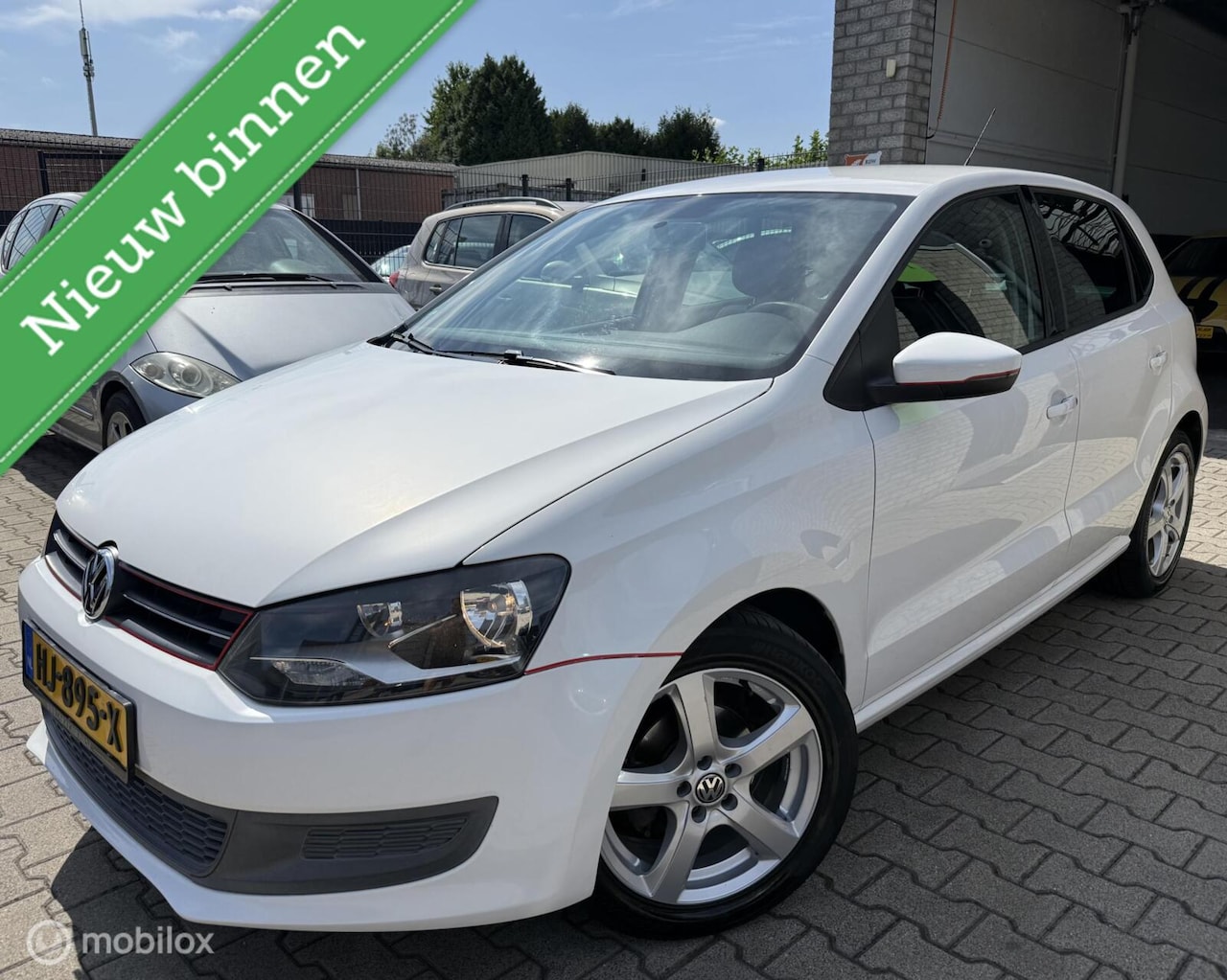 Volkswagen Polo - 1.2-12V Trendline / 5DRS /Airco /NAVI /N.A.P - AutoWereld.nl