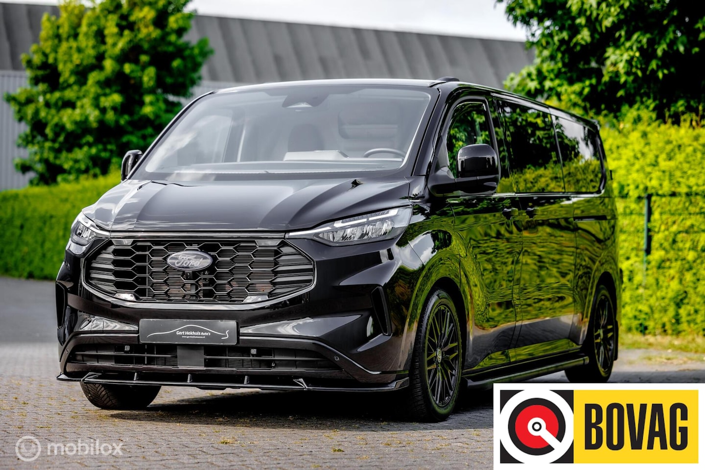 Ford Transit Custom - 320 2.0 TDCI L2H1 Limited 360 Camera I Elek trekhaak - AutoWereld.nl