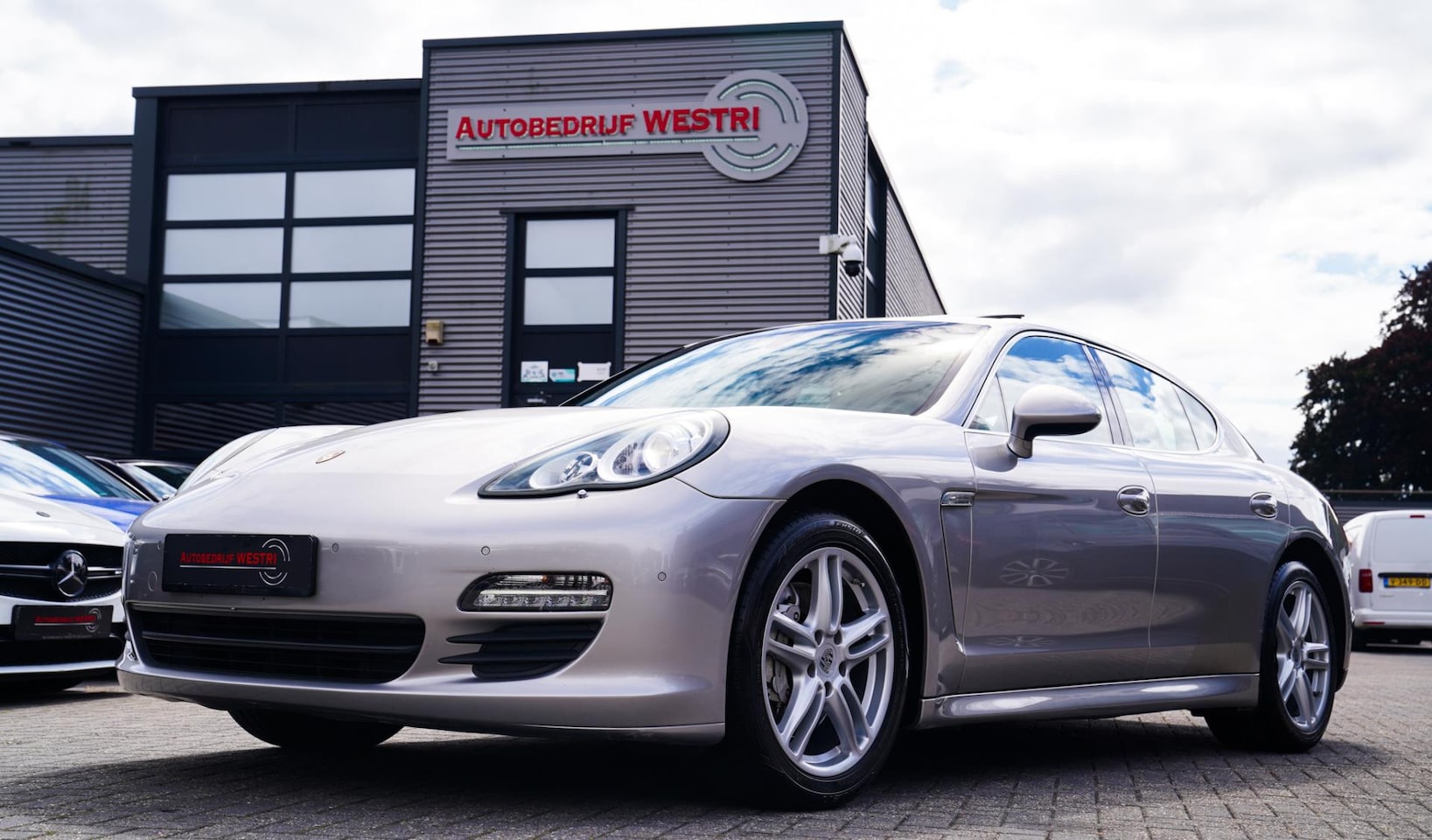 Porsche Panamera - 4.8 4S | Achterbank verwarmd | Luchtvering | PDK - AutoWereld.nl