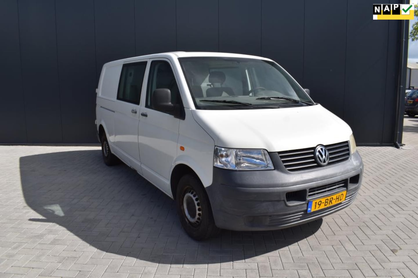 Volkswagen Transporter - 1.9 TDI 340 Trendline DC L2 dubbele cabuine - AutoWereld.nl