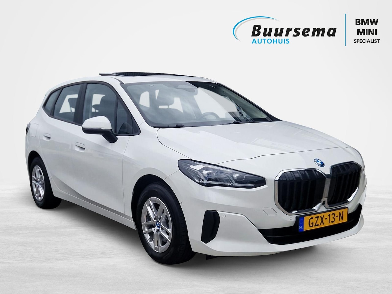 BMW 2-serie Active Tourer - 225e xDrive | Head-up | Panoramadak | Lederen MemorySeats | - AutoWereld.nl