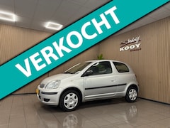 Toyota Yaris - 1.0 VVT-i Terra * 28.657 km + NAP / APK 06-2026 / NL Auto