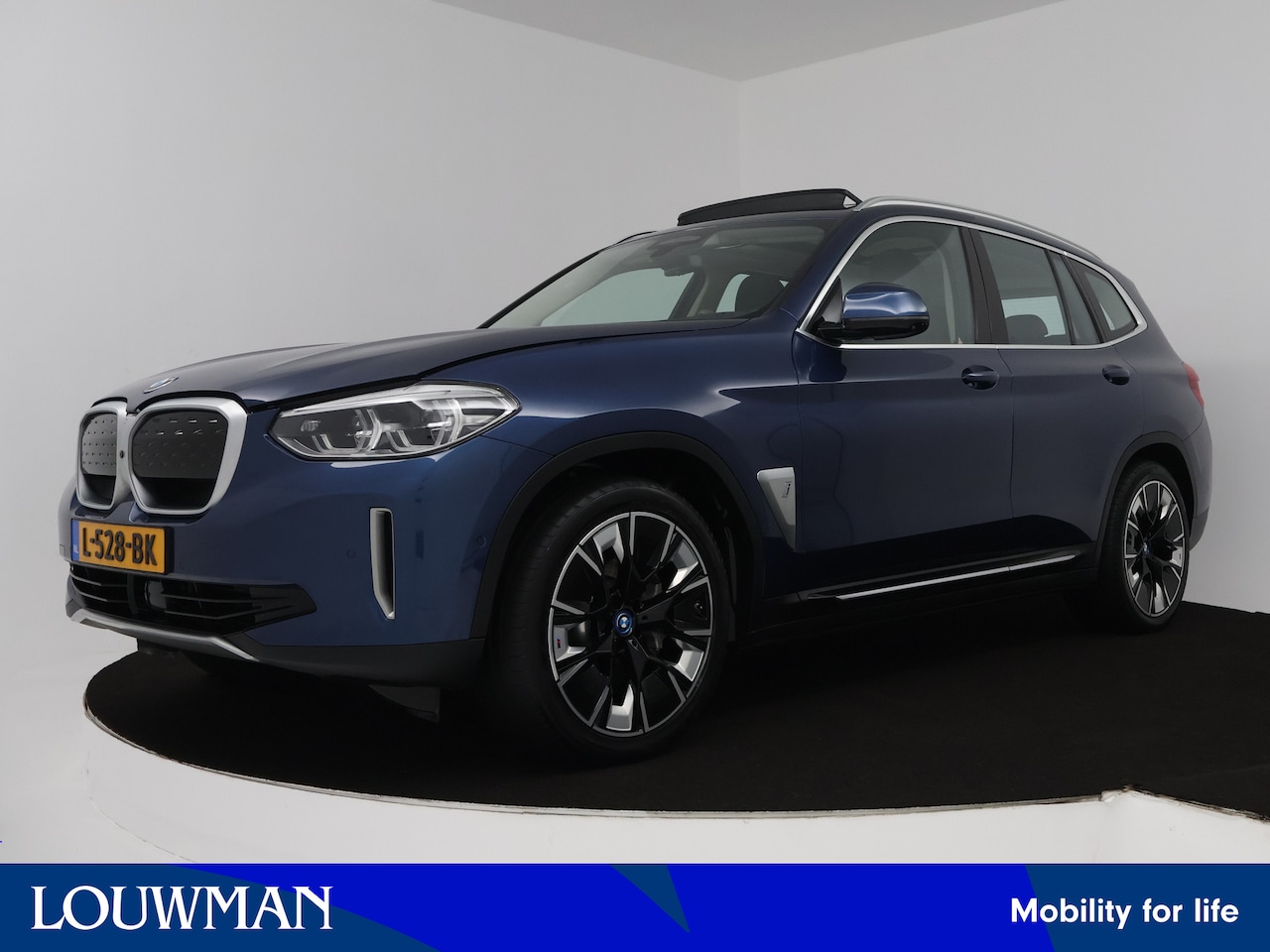 BMW iX3 - High Executive 80 kWh - AutoWereld.nl