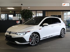 Volkswagen Golf - 2.0 TSI GTI CLUBSPORT 300 Pk Nürburgring Pano Cam IQ Led H&K Pdc