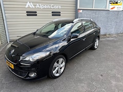 Renault Mégane Estate - 1.2 TCe Collection Cruise Controle / Navi / AC / Elektrisch ramen / APK 09-2026
