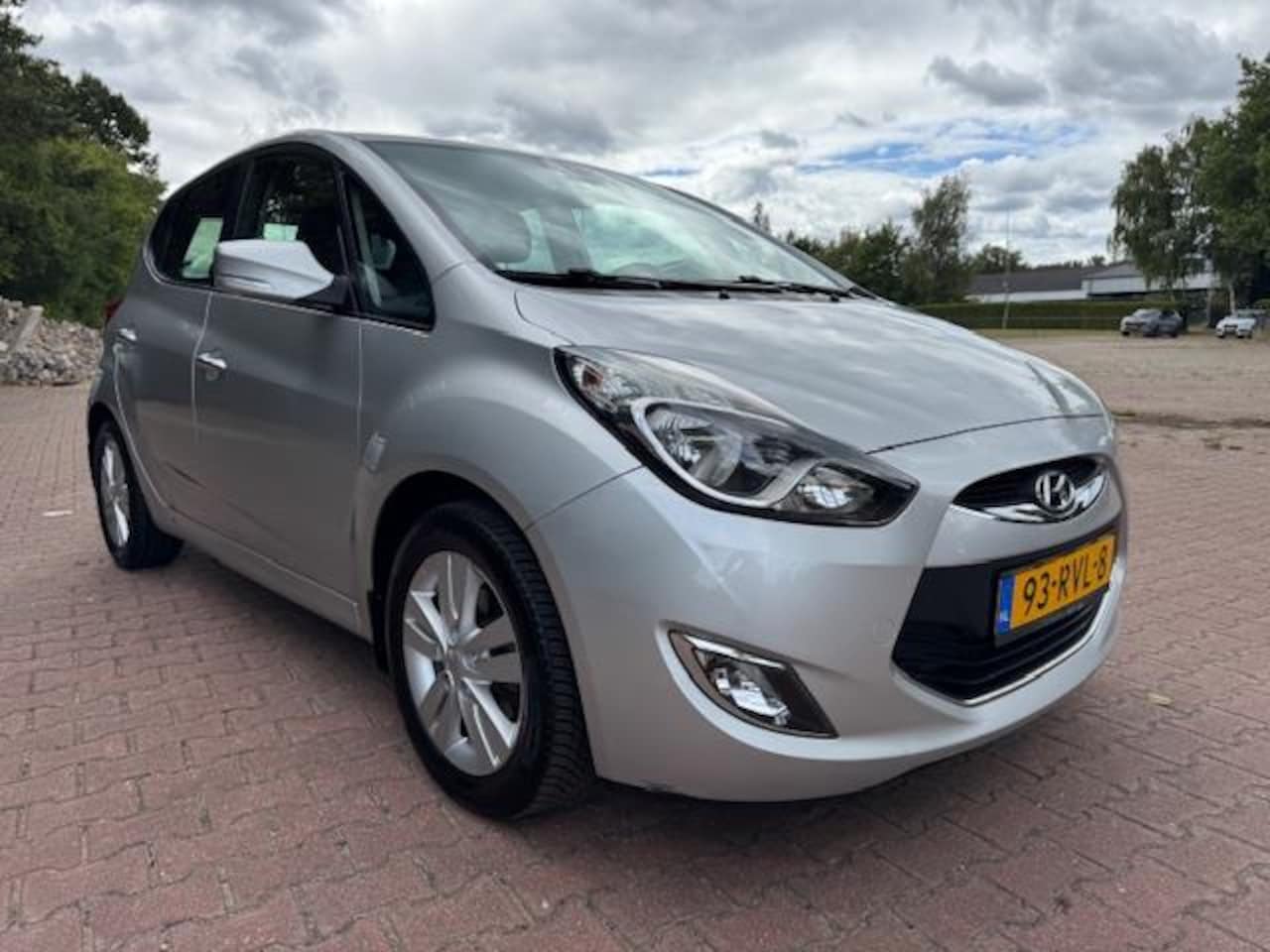 Hyundai ix20 - 1.6i i-VISION THAAK/NAVI/ECC/LMV/NIEUW APK - AutoWereld.nl