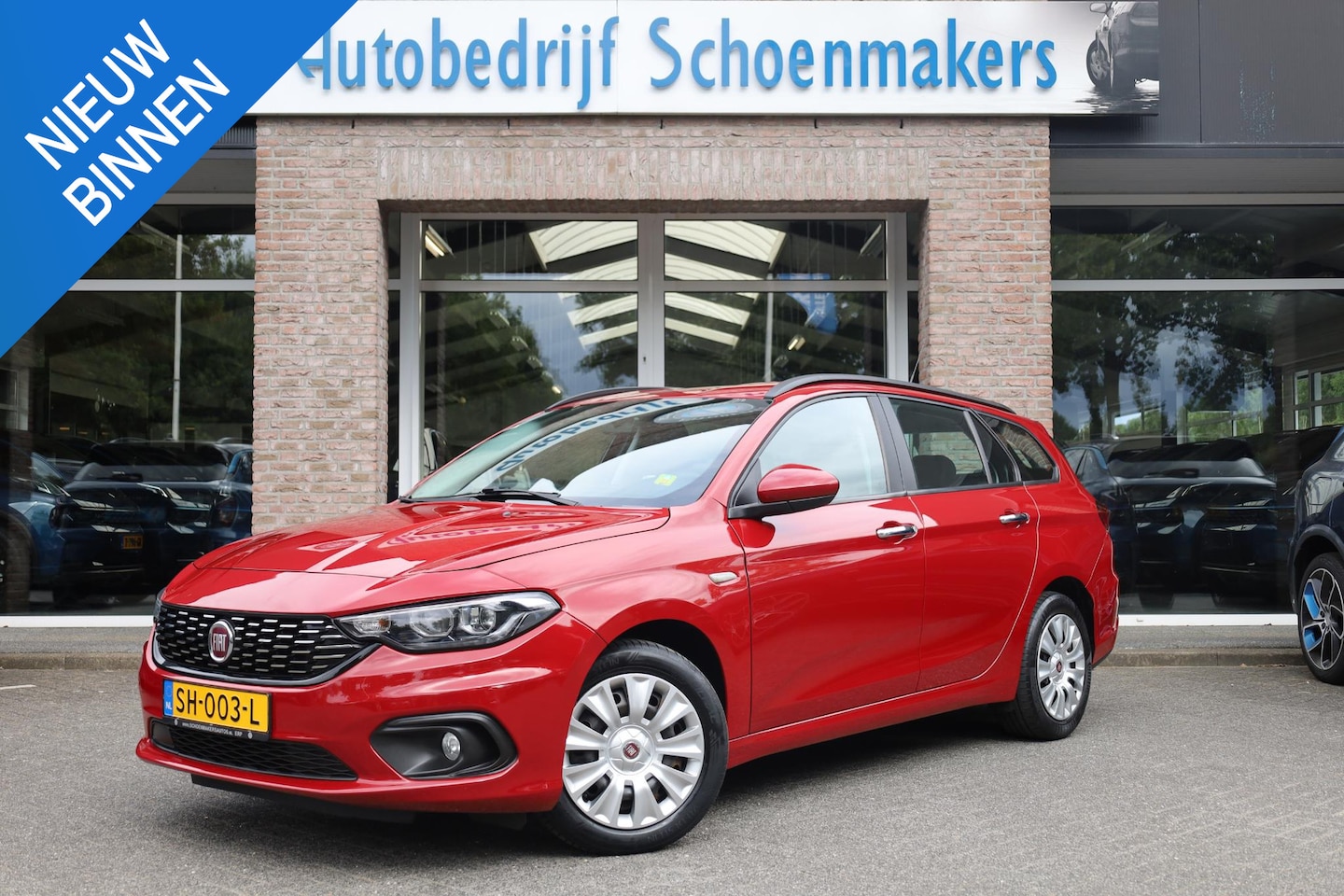 Fiat Tipo Stationwagon - 1.4 16v Lounge TREKHAAK STOELVERWARIMING BT-TELEFOONVERB. NAVI CRUISE PDC - AutoWereld.nl