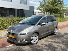 Peugeot 5008 - 1.6 THP Blue Lease Executive 7p. Airco Navi Panoramadak