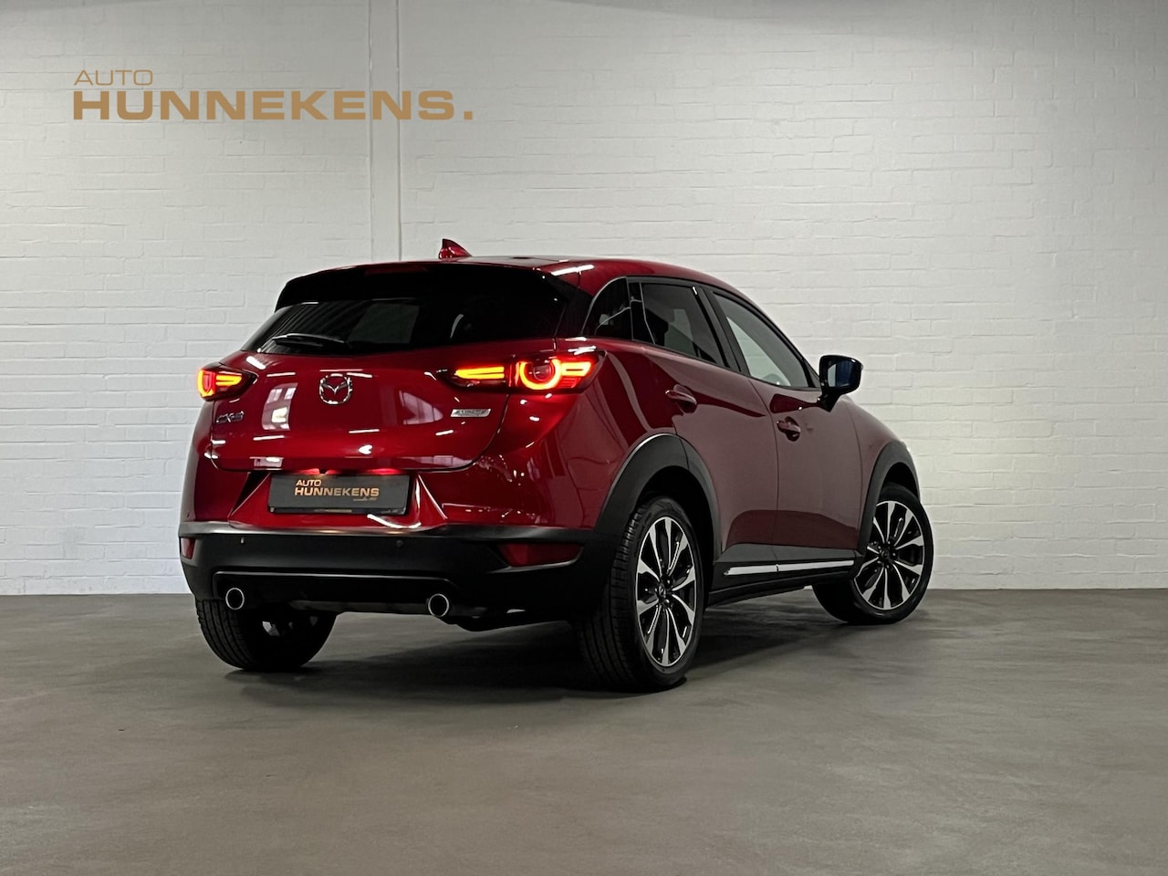 Mazda CX-3 - 2.0 SkyActiv-G GT-M | Cruise-/Climate control | Stoelverwarming | Navigatie | Head-up disp - AutoWereld.nl