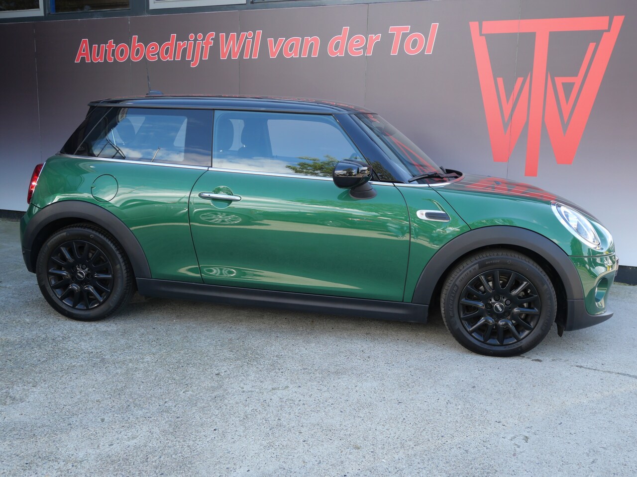 MINI Cooper - 1.5 CHILI EDITION | NAVIGATIE | KEYLESS | LED | CRUISE | UNION JACK | ALL-IN!! - AutoWereld.nl