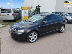 Audi A3 - 2.0 FSI Ambiente