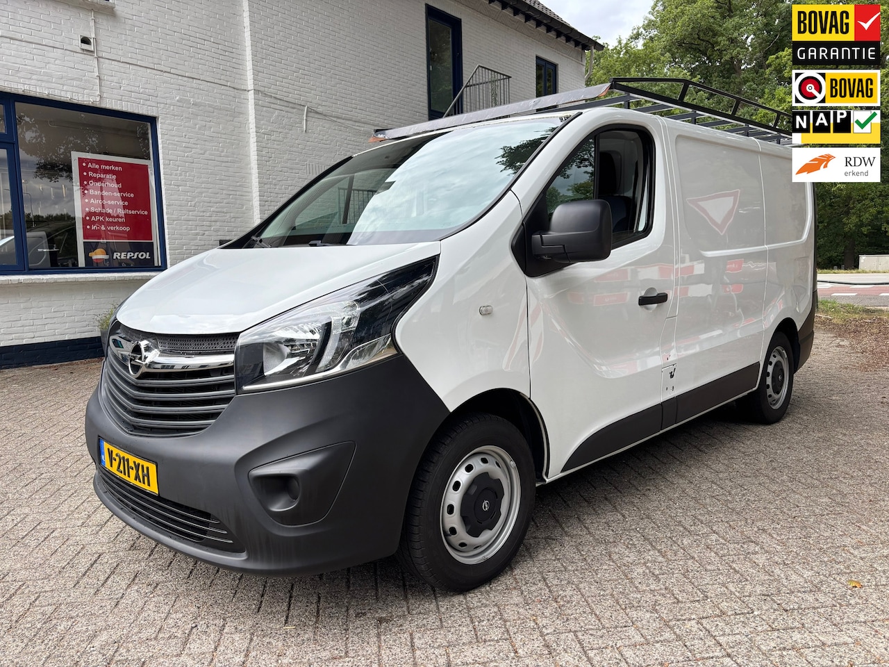 Opel Vivaro - 1.6 CDTI L1H1 Sport EcoFlex 1.6 CDTI L1H1 Sport EcoFlex - AutoWereld.nl