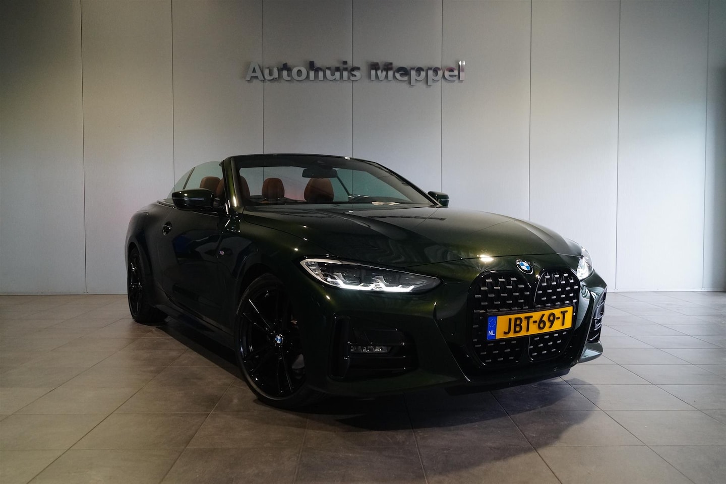 BMW 4-serie Cabrio - 420i M-Sport/// | LED | H/K Sound | PDC | Nekverwarmer | Tartufo Individual Leder | - AutoWereld.nl