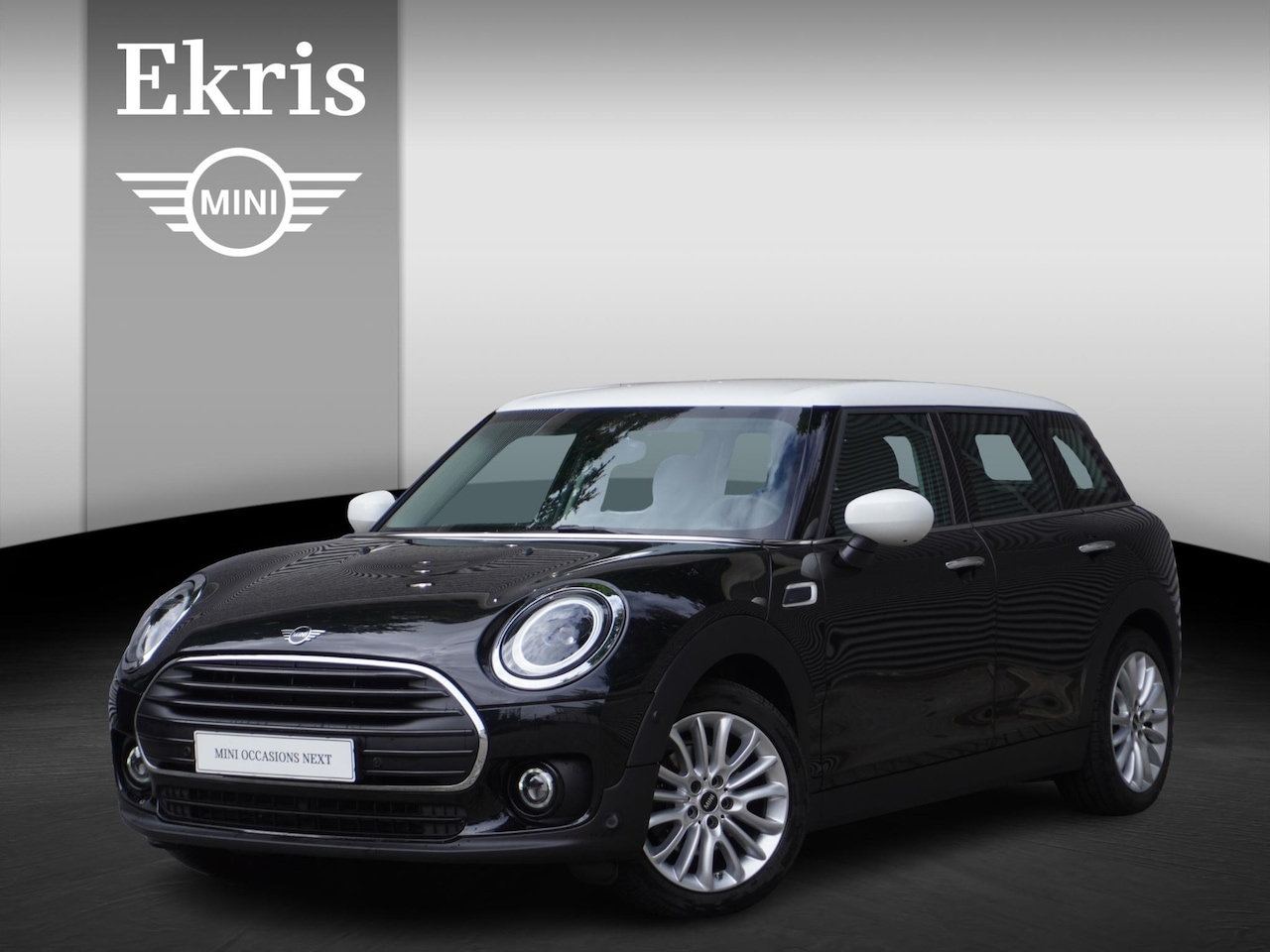 MINI Clubman - Cooper | Comfort Pack | Apple Carplay | Navigatie | Sportstoelen | Verwarmbare Voorstoelen - AutoWereld.nl