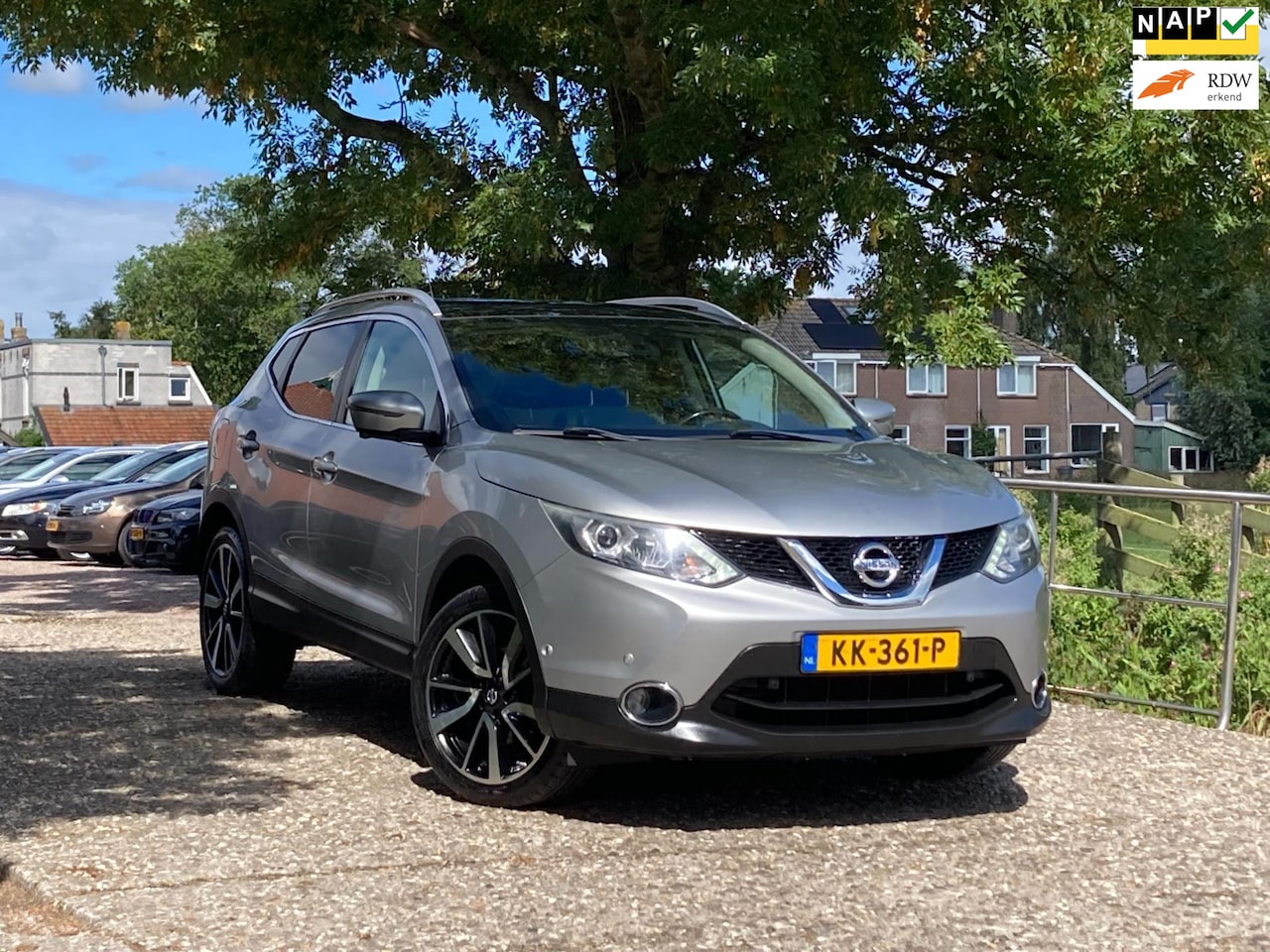 Nissan Qashqai - 1.2 Tekna | Leder + Panodak + 360 camera nu €10.975,-!! - AutoWereld.nl