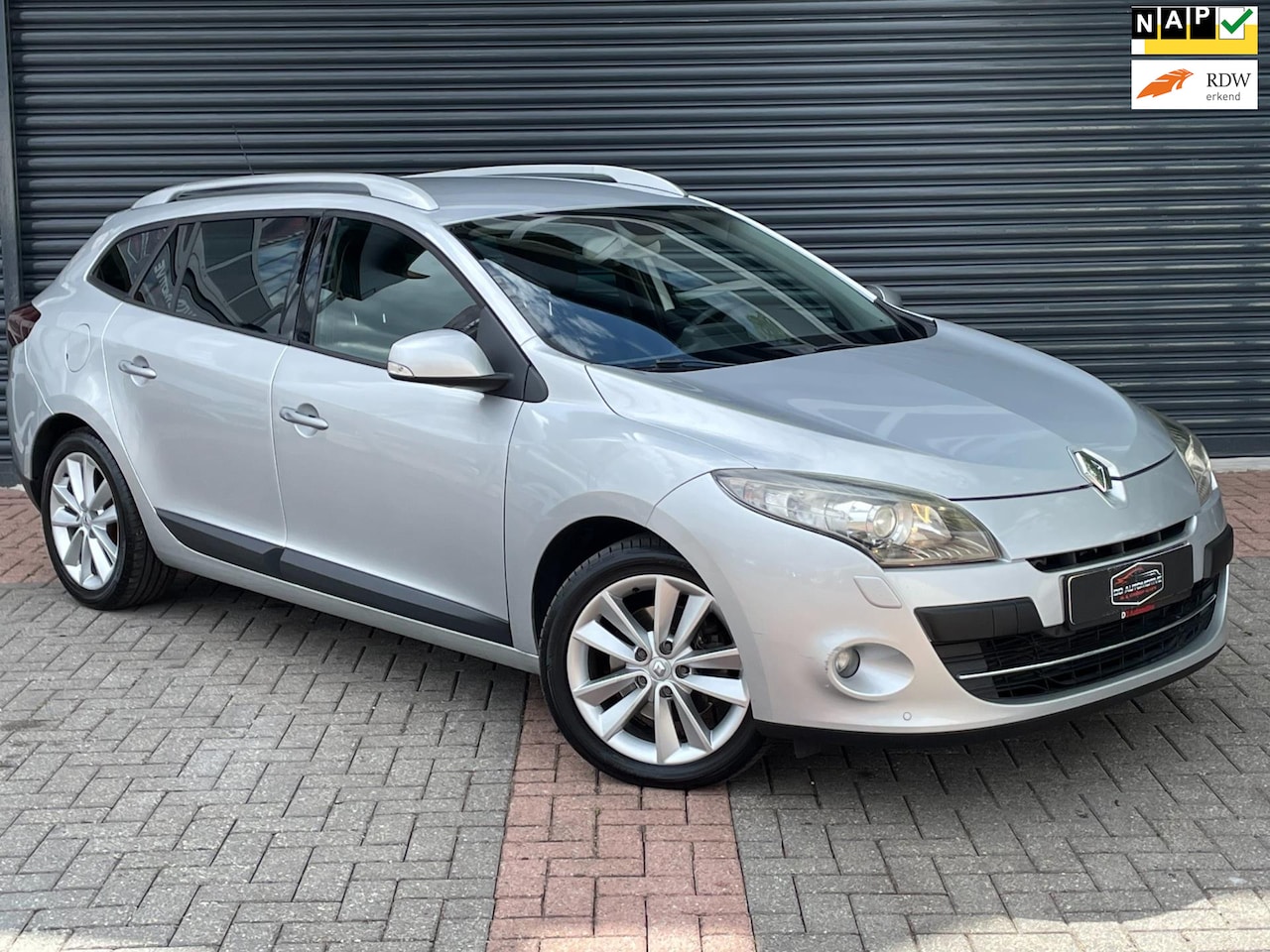 Renault Mégane Estate - 2.0 TCe Privilége Navi | Leer | Climate Control | Parkeersensor | Keyless - AutoWereld.nl