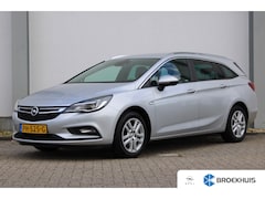 Opel Astra Sports Tourer - 1.0 Business+ / Navigatie / Trekhaak / Camera / Parkeersensoren / Carplay / ECC /