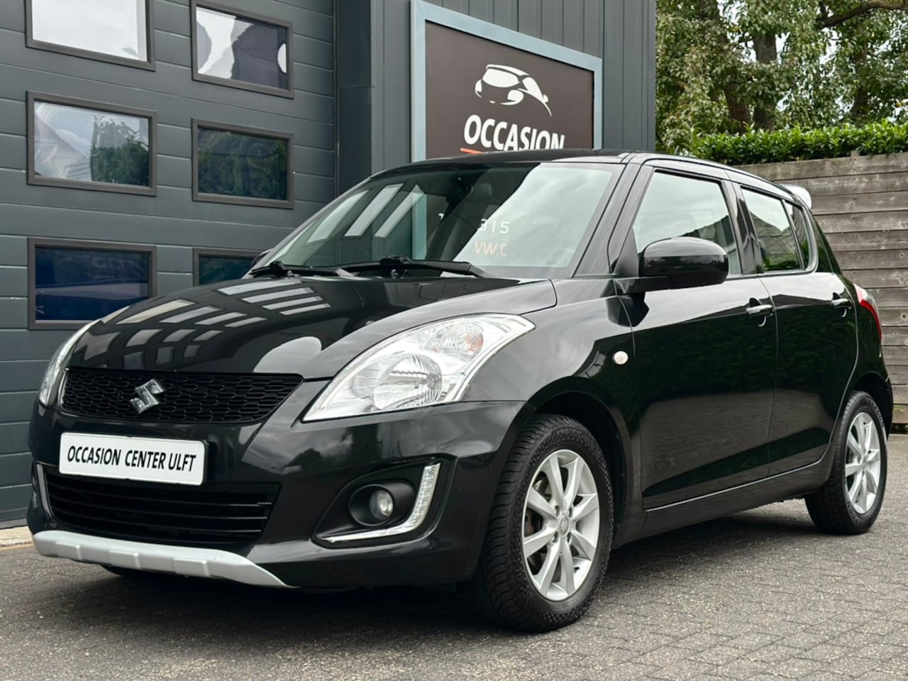 Suzuki Swift - SPORT EDITION / AIRCO / EL PAKKET / LED .... - AutoWereld.nl