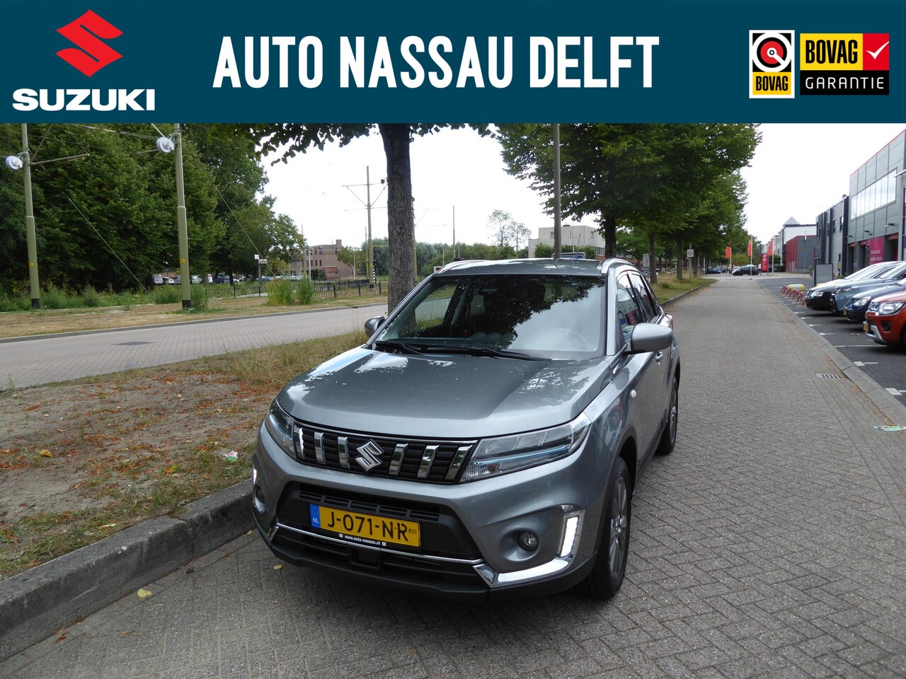 Suzuki Vitara - 1.4 Boosterjet Select Smart Hybrid trekhaak afneembaar achteruitrij camera navi - AutoWereld.nl