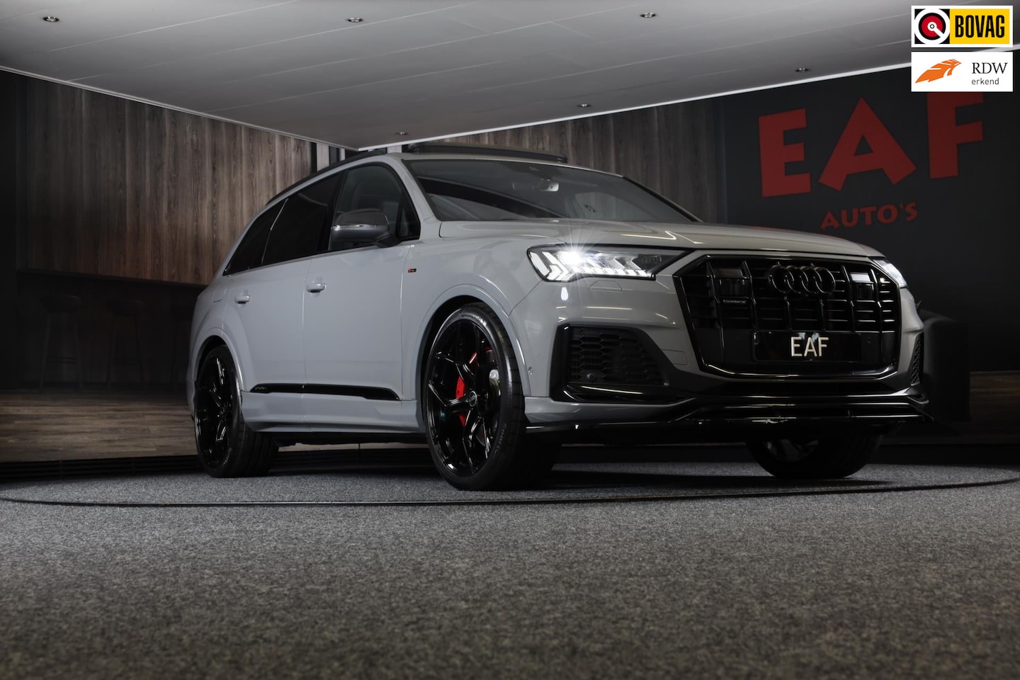 Audi Q7 SQ7 - 55 TFSI e Quattro SQ7 Look / RS Zetels / Massage / Softclose / Memory / Elek Stoelen / Acc - AutoWereld.nl