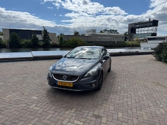 Volvo V40 - 1.6 D2 R-Design