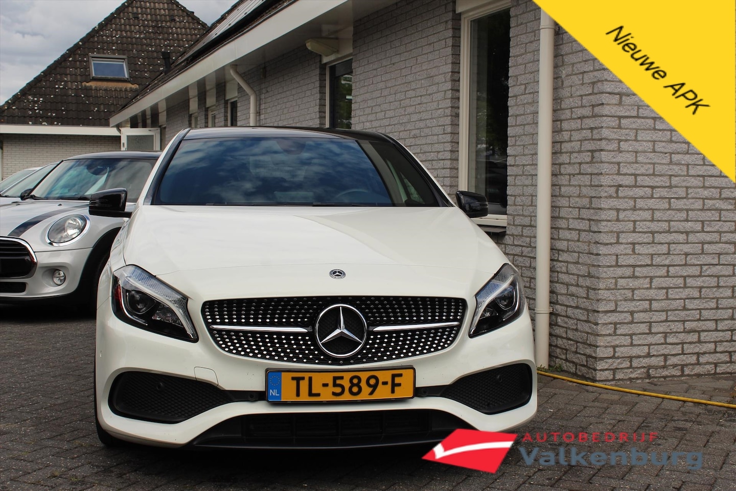 Mercedes-Benz A-klasse - A 180 136pk 7G-DCT AMG Line - AutoWereld.nl