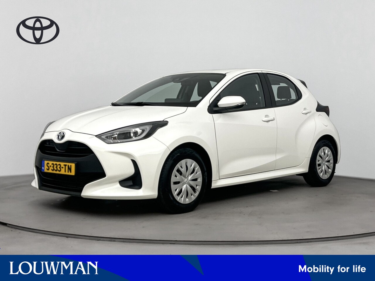 Toyota Yaris - 1.5 Hybrid Active | Navigatie | Achteruitrijcamera |  Apple carplay | Stan - AutoWereld.nl