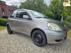 Toyota Yaris - 1.3 VVT-i Sol *apk:06-2026