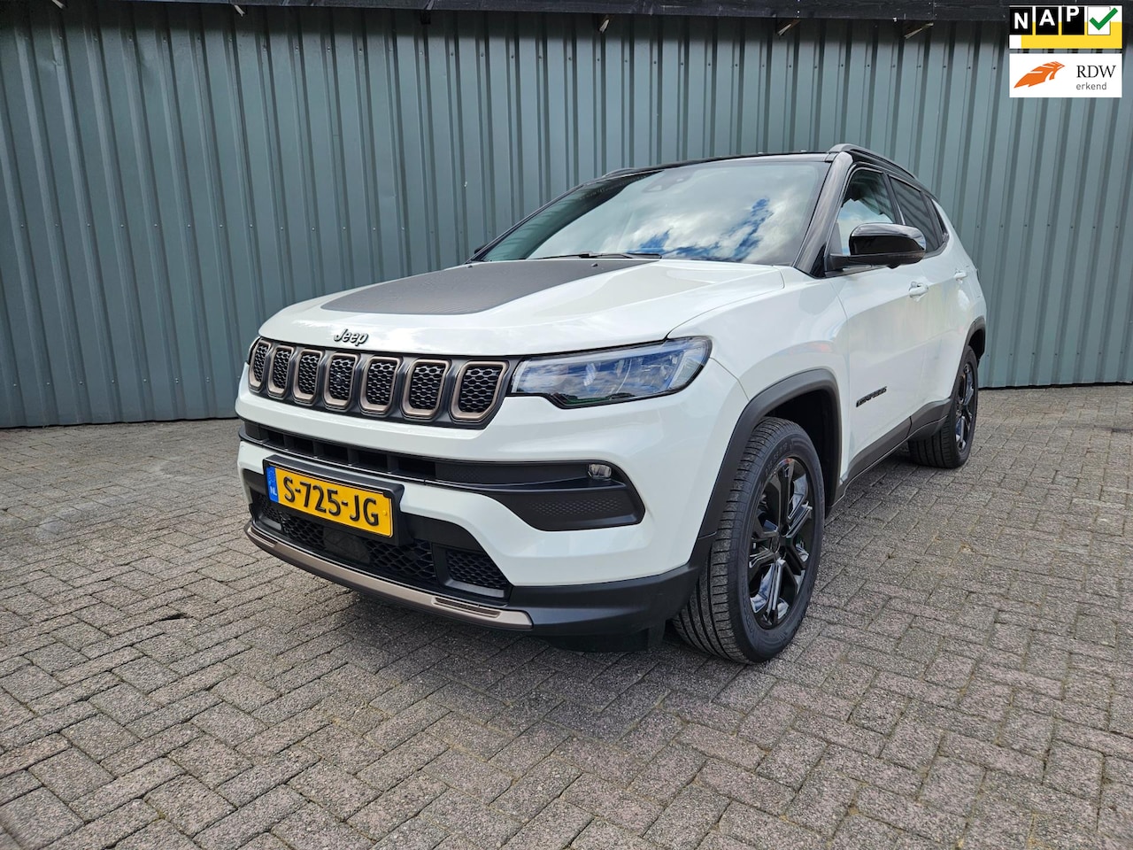 Jeep Compass - 4xe 240 Plug-in Hybrid Electric Upland 4xe 240 Plug-in Hybrid Electric Upland - AutoWereld.nl