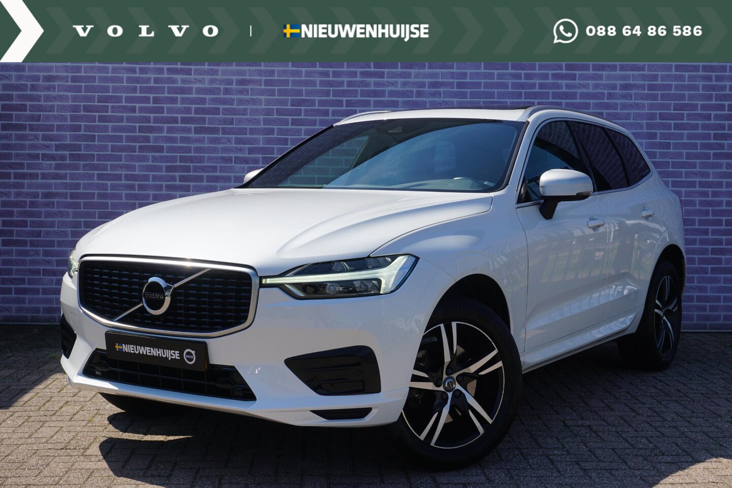 Volvo XC60 - 2.0 D4 AWD R-Design | Panorama-schuifdak | Standkachel | Adaptieve Cruise Controle | LED K - AutoWereld.nl