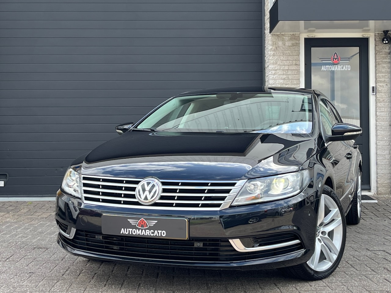 Volkswagen CC - 1.4 TSI | Aut. | Dealer | Leder/Alcantara | CarPlay | Xenon | Park Assist | Lane Assist | - AutoWereld.nl