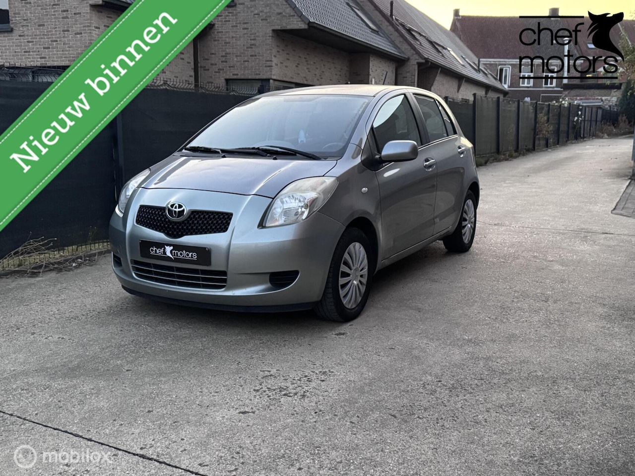 Toyota Yaris - 1.0 Bezine Manuel Gekeurd - AutoWereld.nl