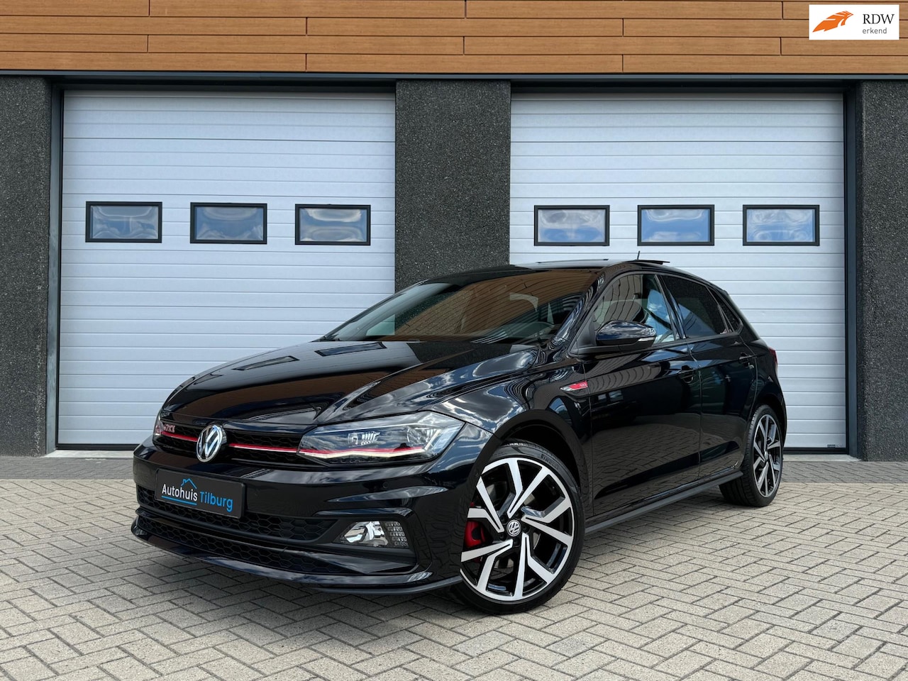 Volkswagen Polo - 2.0 TSI GTI 200PK DSG Pano Keyless Beats Vol - AutoWereld.nl