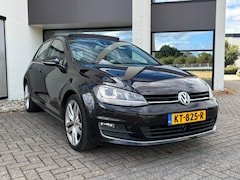 Volkswagen Golf - 1.4 TSI Highline COGNAKLEDER/ PANO / ELECTR STOELEN/CARPLAY/ LED/XENON / PDC / CAMERA / NW