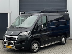Peugeot Boxer - 330 2.0 BlueHDI L1H1 Pro | Marge | Navi | Cruise control | Camera | PDC | Trekhaak