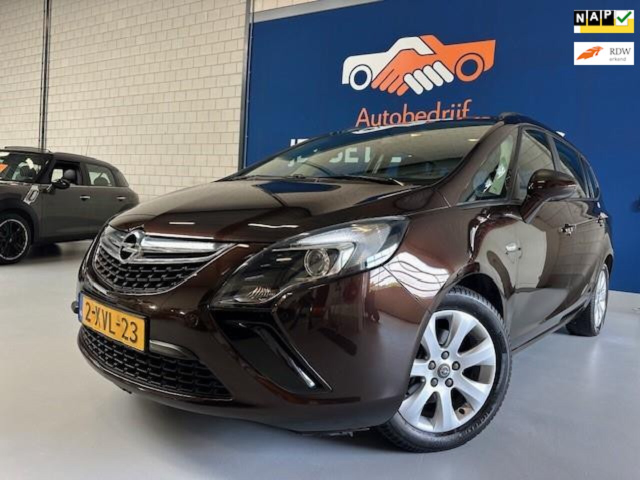 Opel Zafira Tourer - 1.4 Business+/bj.2013/climate/camera/sportvelgen/airco/pdc/NAP met 224992 km.en APK tot 08 - AutoWereld.nl