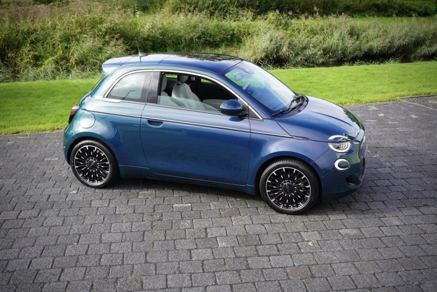Fiat 500 - La Prima 42 kWh Skywindow - AutoWereld.nl