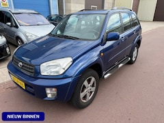 Toyota RAV4 - 2.0-16V VVT-i Luna 4WD 2001 Airco Sidebars Boekjes en NAP zijn aanwezig