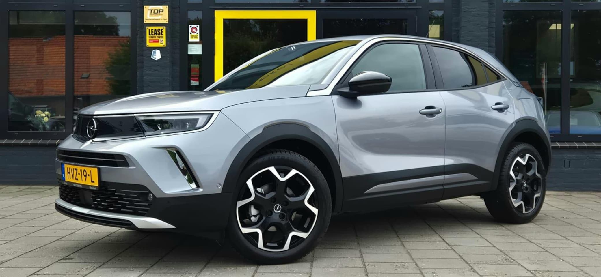 Opel Mokka - 1.2 Ultimate | Parkeer Camera | Park. Sens. V + A | Stuur- en Stoelverwarming | Android Au - AutoWereld.nl
