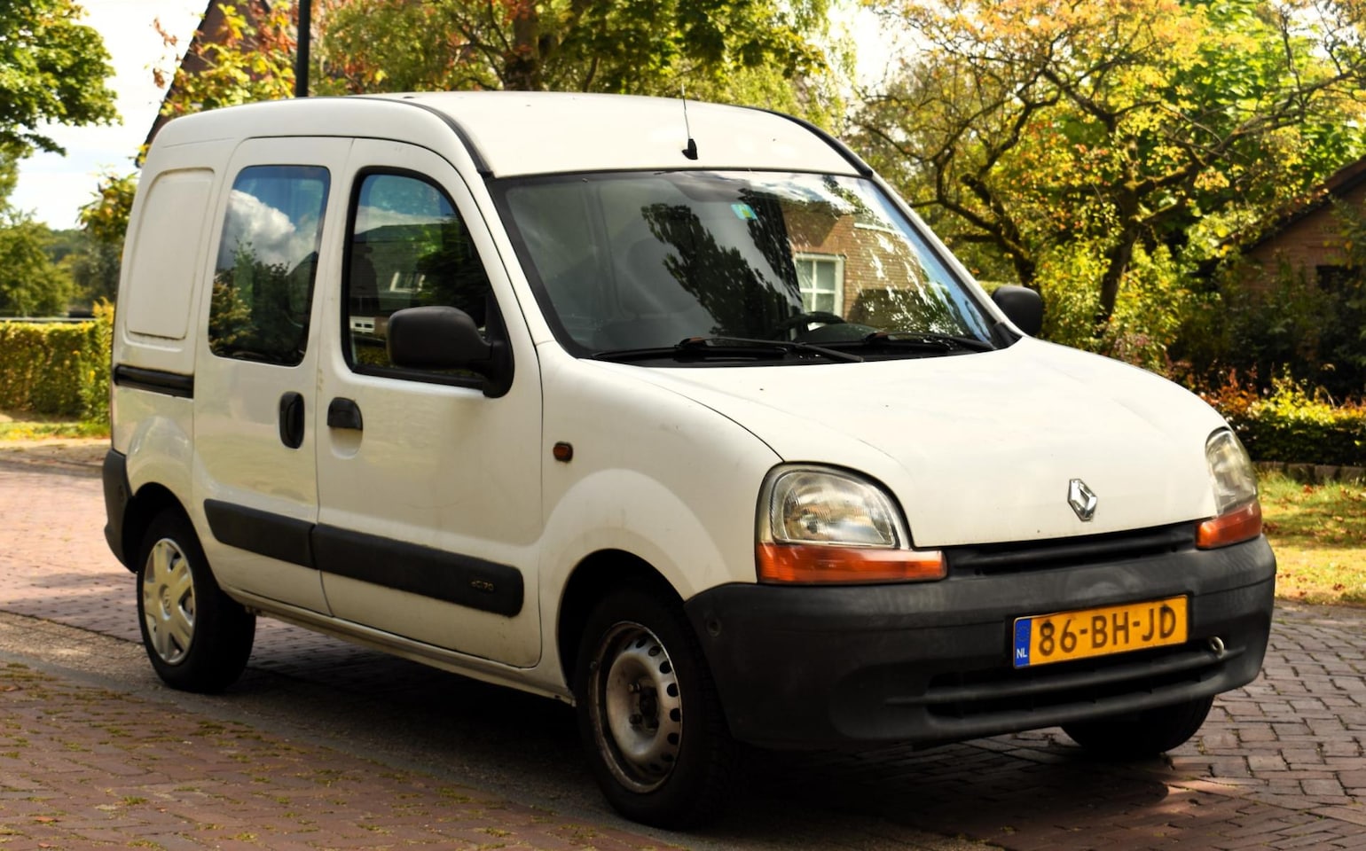 Renault Kangoo Express - 1.5 dCi Confort APK tot Augustus 2026!! Met airco, elec. ramen en meer! - AutoWereld.nl